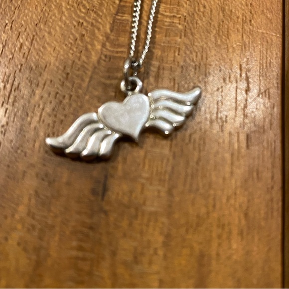 Silver Winged Heart Necklace - Picture 4 of 4